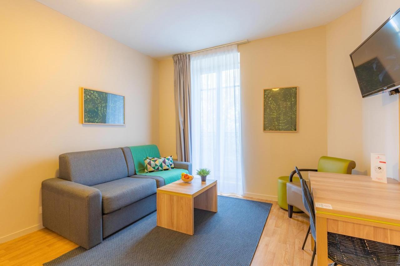 อัปปาร์ตซิตี้ กงฟอร์ นองต์ ซองทร์ Aparthotel น็องต์ ภายนอก รูปภาพ