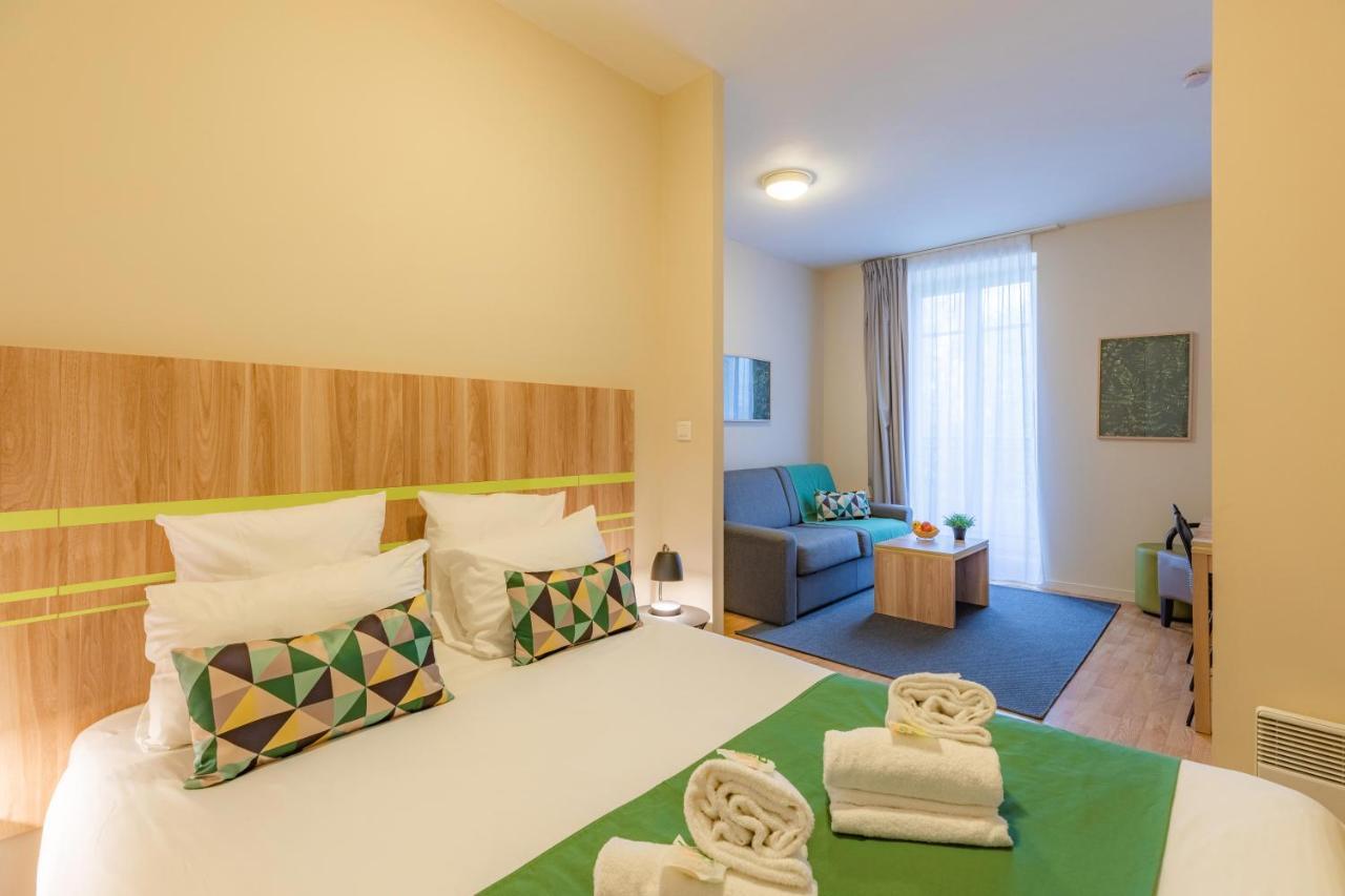 อัปปาร์ตซิตี้ กงฟอร์ นองต์ ซองทร์ Aparthotel น็องต์ ภายนอก รูปภาพ