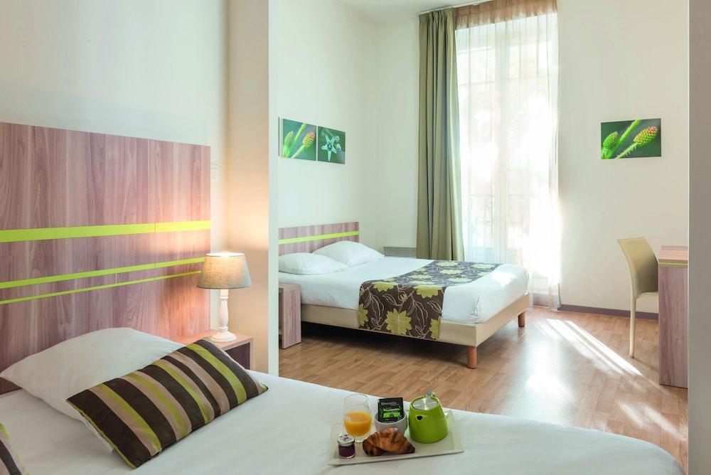 อัปปาร์ตซิตี้ กงฟอร์ นองต์ ซองทร์ Aparthotel น็องต์ ภายนอก รูปภาพ