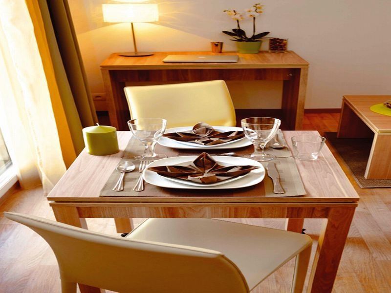 อัปปาร์ตซิตี้ กงฟอร์ นองต์ ซองทร์ Aparthotel น็องต์ ภายนอก รูปภาพ